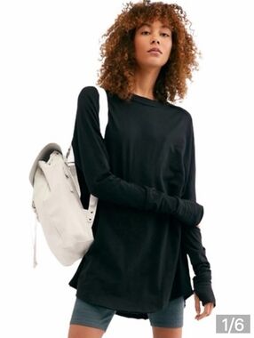 We The Free Arden Tee. Size S And M